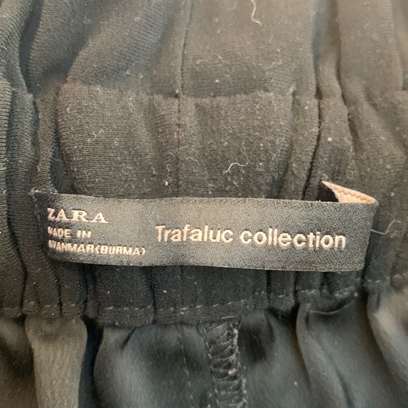 Zara Trafaluc paper bag pants. - Picture 3 of 6